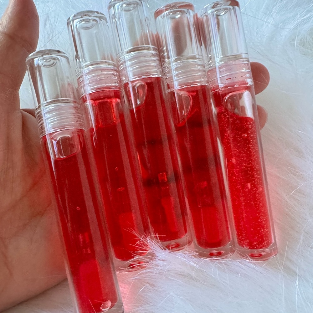 Cherry lip gloss, moisturizing